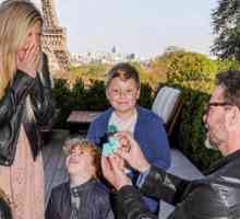Dean makdermott Tori Spelling dao ponudu tijekom obiteljskog odmora u Parizu