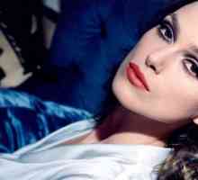 Keira Knightley je glumio u reklamne ruža za usne i laka za Chanel