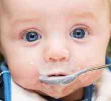Kada uvesti čvrstu hranu bebe?