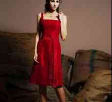 Kratki crvena haljina