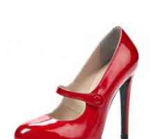 Crvene cipele s visokom petom