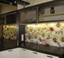 Pregača Kuhinja izrađena od PVC panela