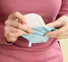 Izdašan menstruacija s ugrušcima
