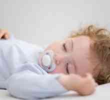 Zašto djetetu drhtavice u snu?