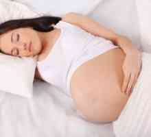 Poza za spavanje u trudnoći