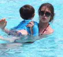 Charlotte Casiraghi flert, uči sina da pliva