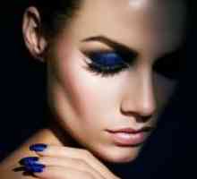 Večernji make-up u plavoj haljini