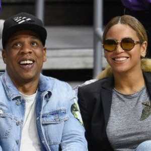 Beyonce i njezin suprug reper Jay-Z prisustvovali košarkašku utakmicu na prvi dan proljeća