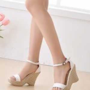Bijele sandale