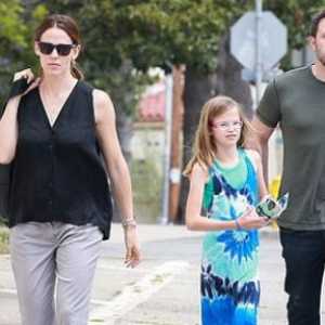 Ben Affleck ne želi razvesti Jennifer Garner za novac