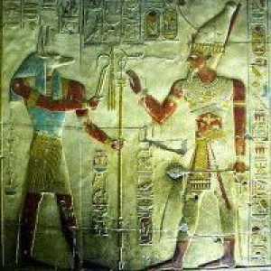 Bogom zemlje u starom Egiptu