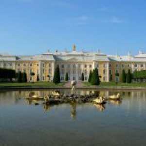 Grand Palace u Peterhof
