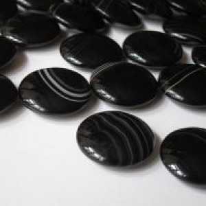 Kamen crni ahat - magična svojstva