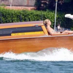 Kate Moss u prozirnom rublja odmara u Veneciji sa svojim dečkom