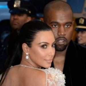 Kim Kardashian, Kate Moss i druge poznate osobe prisustvovao modi Večera 100 Gala