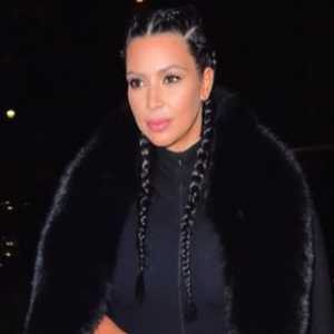 Kim Kardashian nosila kontroverzni odijelo, zaboravljajući donje rublje