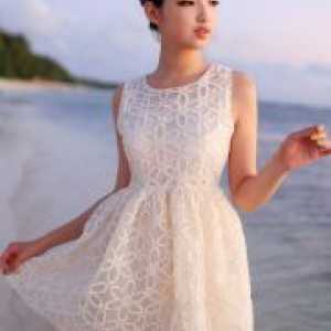 Ljeto bijela haljina s čipkom