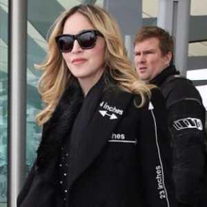 Madonna je stigla u London razgovarati sa svojim sinom