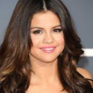 Šminka Selena Gomez