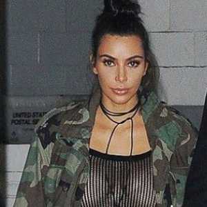 Novi trend Kim Kardashian: dress-net i provokativna donje rublje