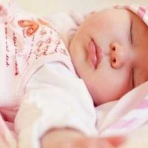 Zašto dijete znojenje za vrijeme spavanja?