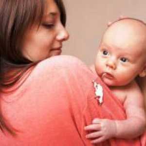 Zašto dijete povraća nakon hranjenja s majčinim mlijekom?