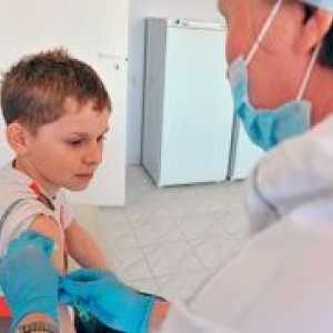Cijepljenje protiv krpelja djece