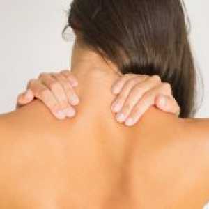 Akne na leđima žene - uzroci