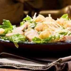Salata s puretinom