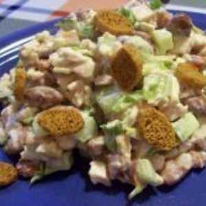 Salata od konzervi graha s croutons