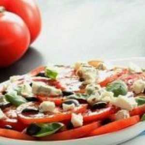 Salata sa sirom i rajčicom