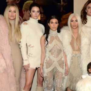 Kardashians, Jenner i druge poznate osobe u emisiji Kanye West