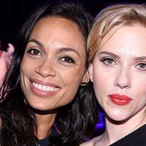 Scarlett Johansson, Rosario Dawson, a drugi se pojavila na svečanosti u čast Tony Bennett