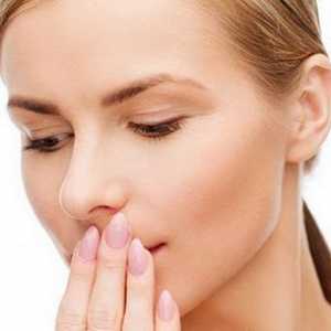 Miris separator usta - uzroci i liječenje